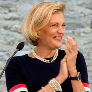 Meet your Posher, Virginia